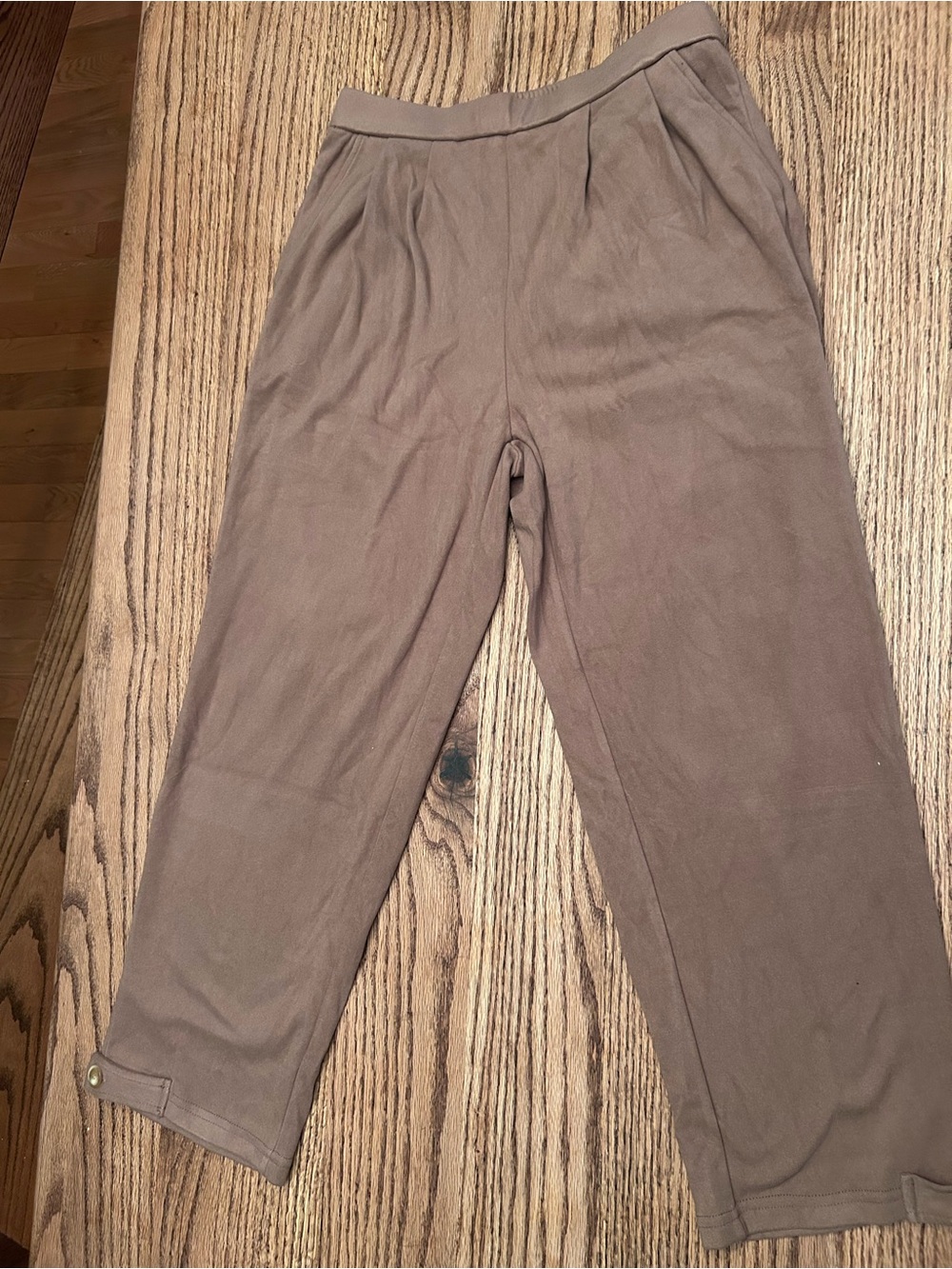 Women’s pretty garden Relaxed Fit Brown Casual Pants